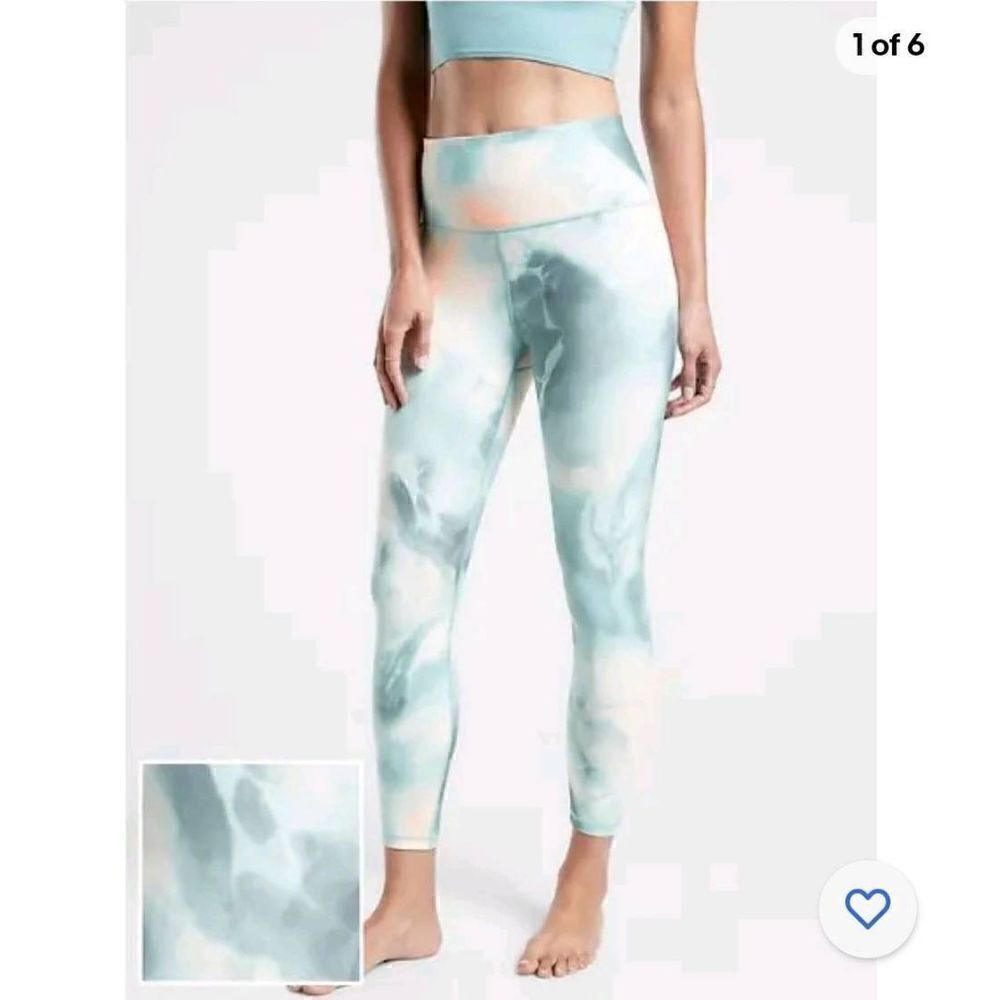 Athleta Elation. 7/8 Length Tight, Marine Minamalist Grey, Size Small